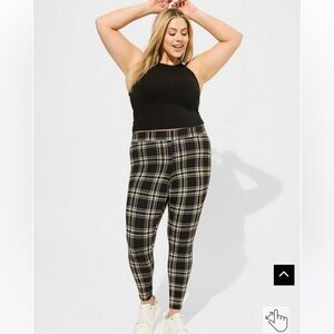 Torrid Full Length Signature Waist Premium Legging size 1 1X 14/16